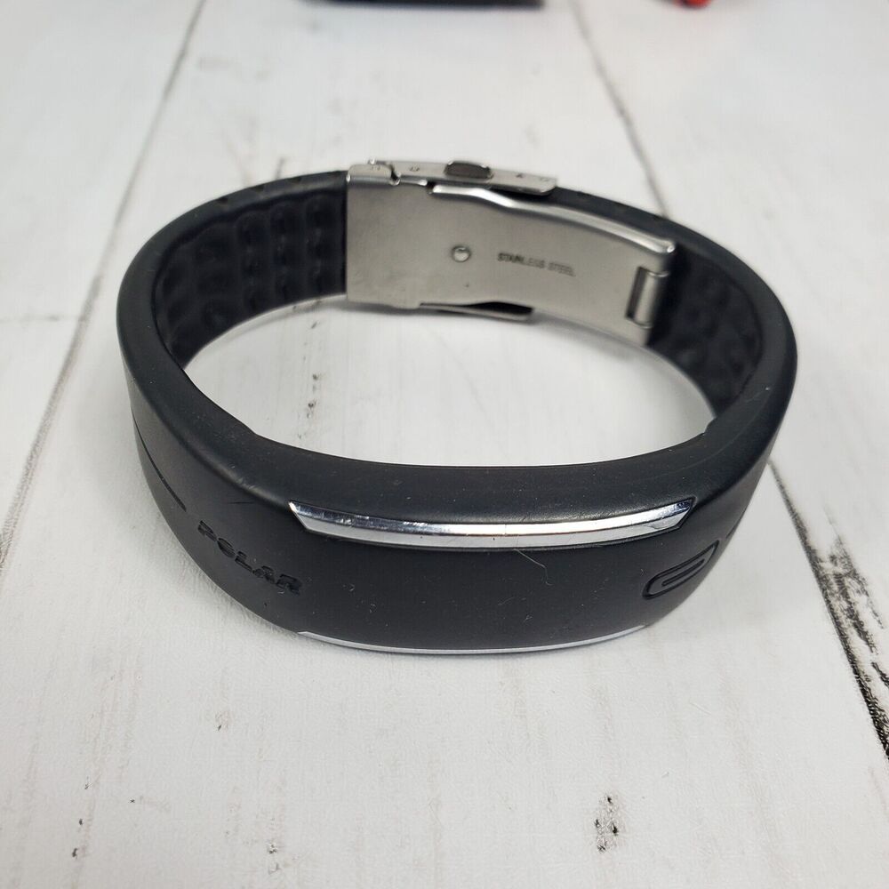 Polar Loop Activity Tracker and Chest Heart Rate Monitor w Strap & Charger GUC